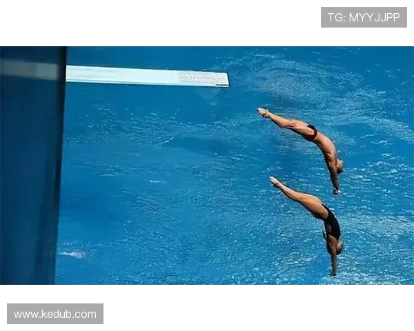 从腾空到入水的完美瞬间探秘跳水运动背后的科学与艺术