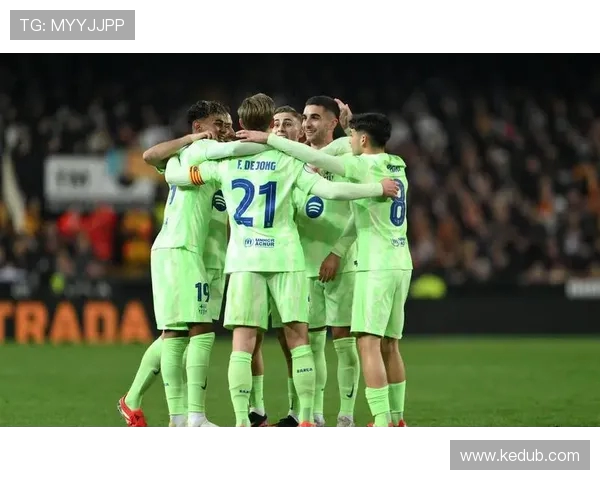 巴萨挑战塞维利亚全力争胜 确保争冠之路不受阻