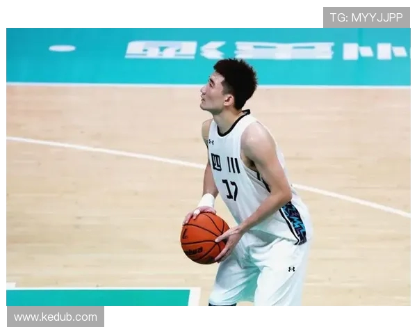 孙铭徽赛场激情与责任并重展现篮球魅力与团队精神