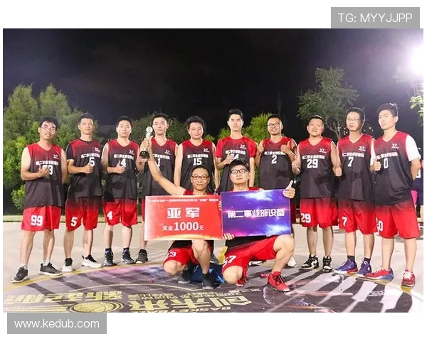 杭州乒乓球队团队协作表现突出再创佳绩引发广泛关注与赞誉