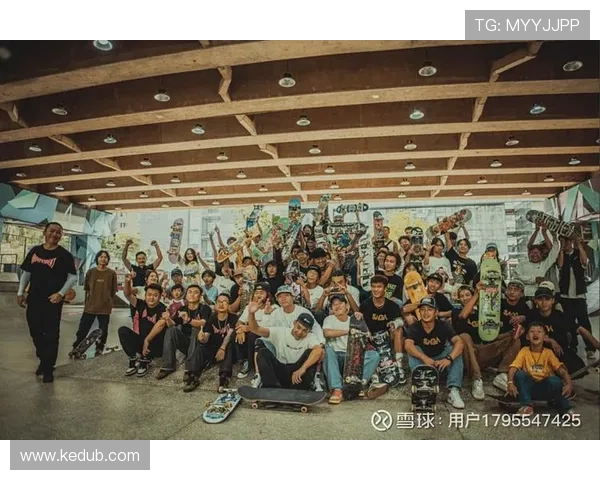 滑板热潮下的上海滑板队:探索配合与创新的全新篇章 滑板热潮下的上海滑板队:探索配合与创新的全新篇章