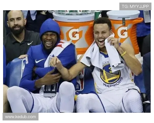 图尔斯与克莱蒙特激战正酣谁能在这场较量中笑到最后